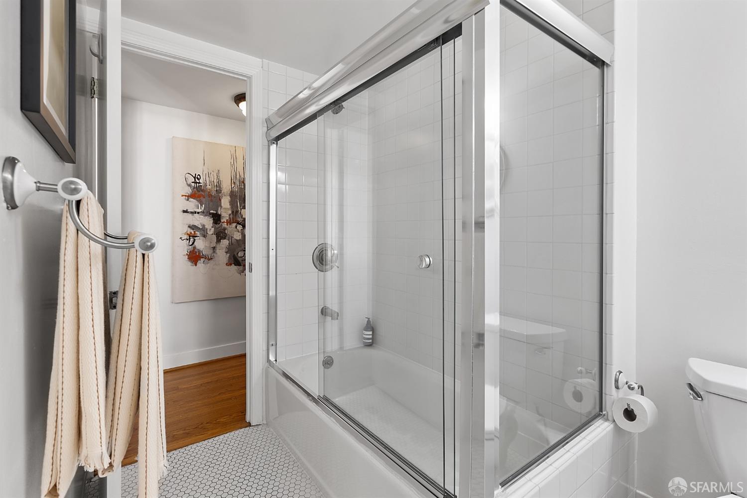 850 Powell Street Unit: 107