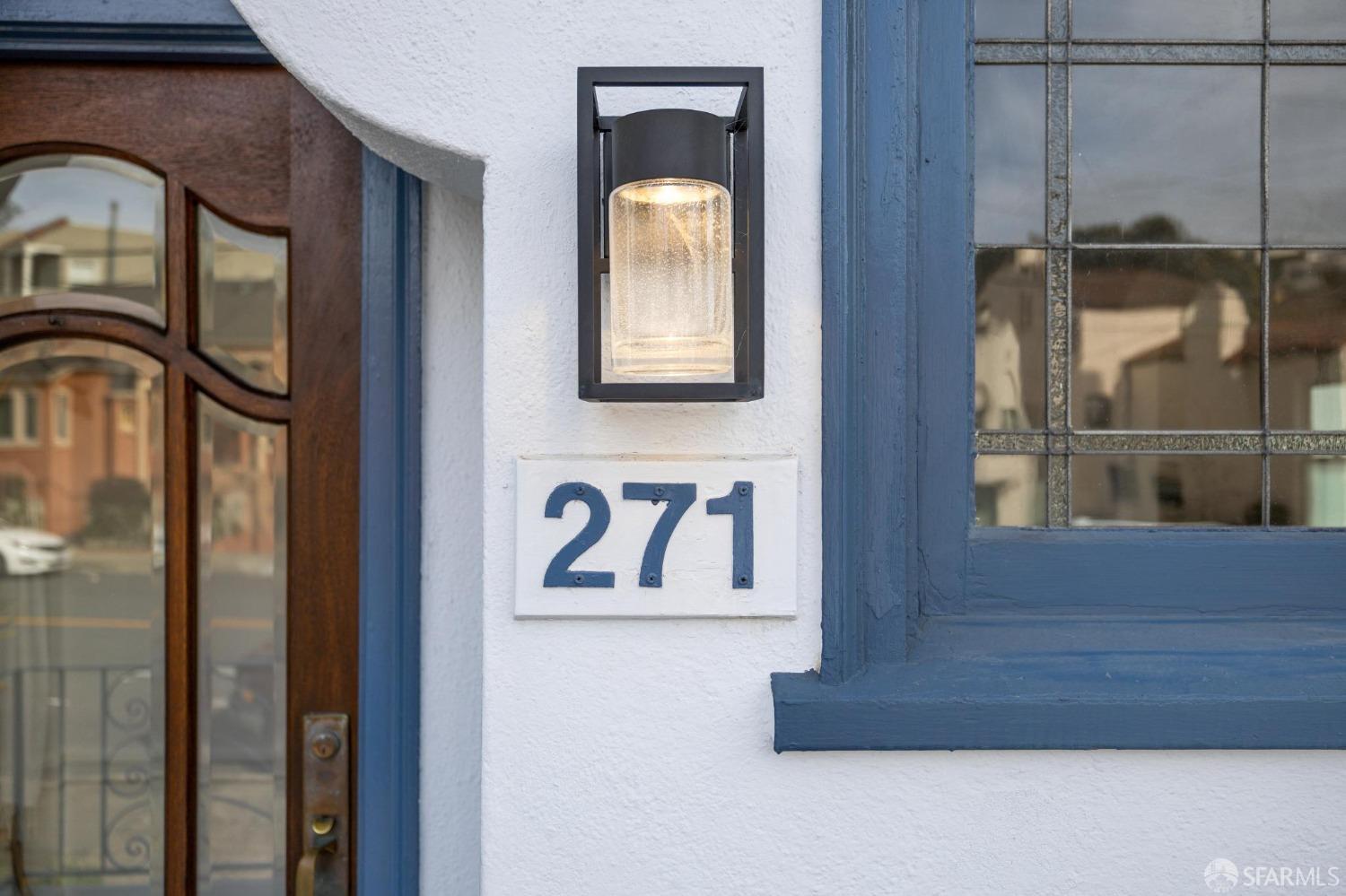 271 Vicente Street