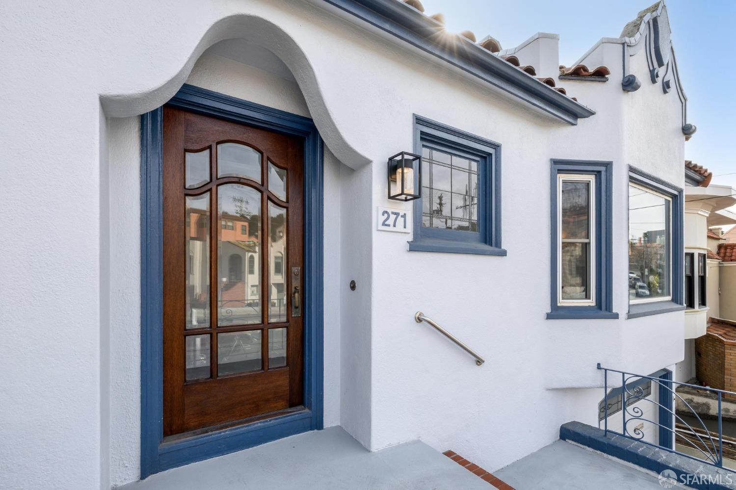 271 Vicente Street