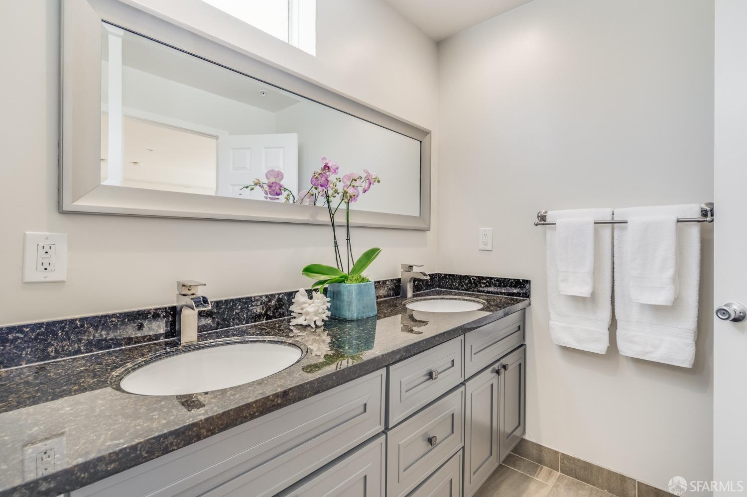 920 Harrison Street Unit: 7