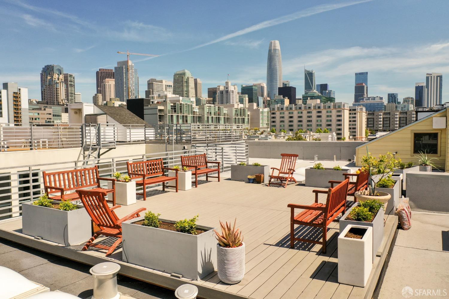 920 Harrison Street Unit: 7