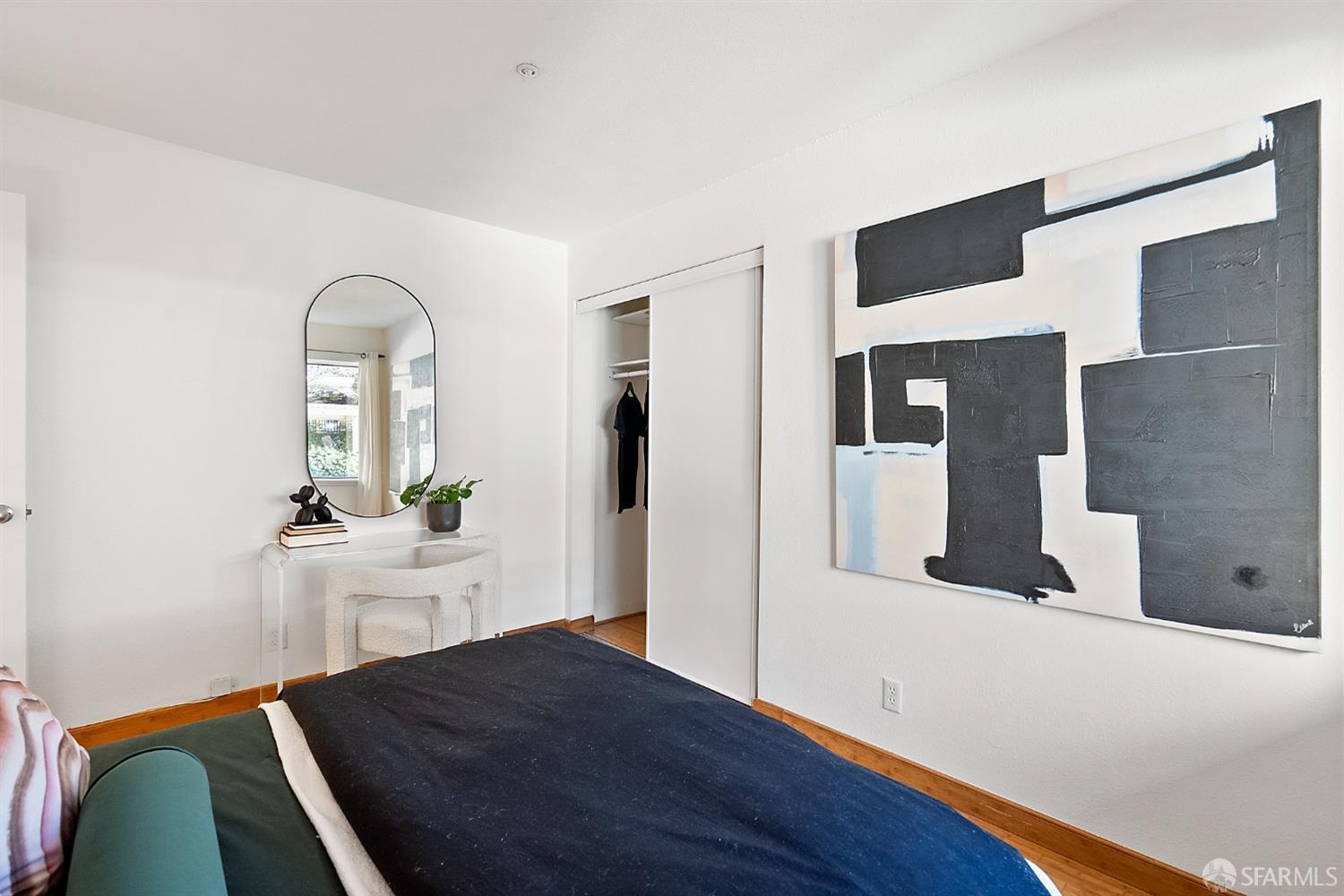 806 Red Leaf Court