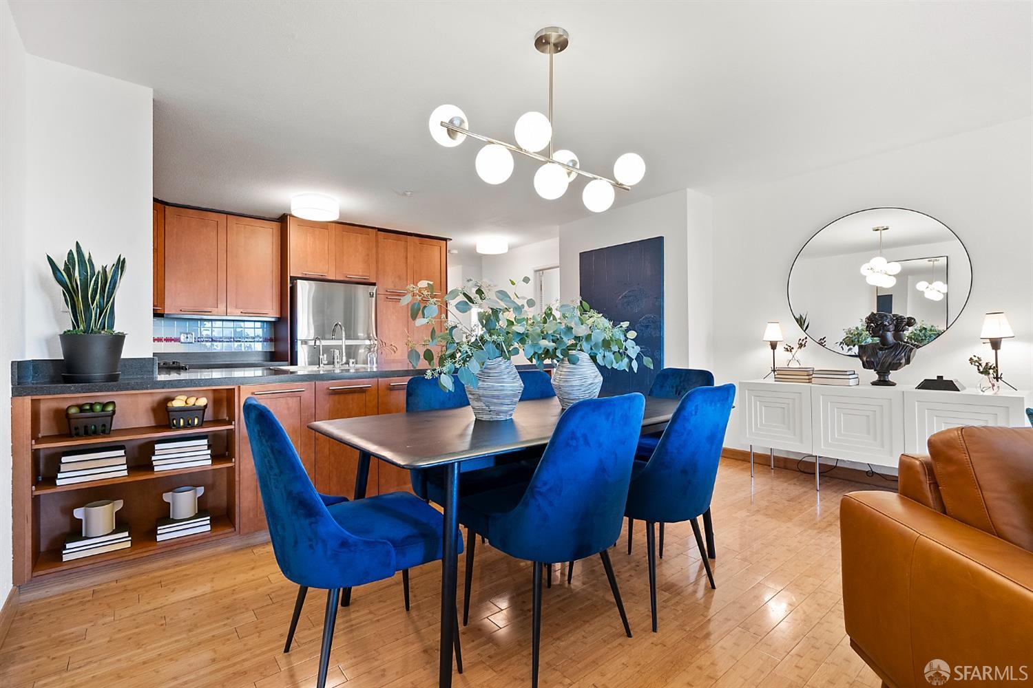806 Red Leaf Court
