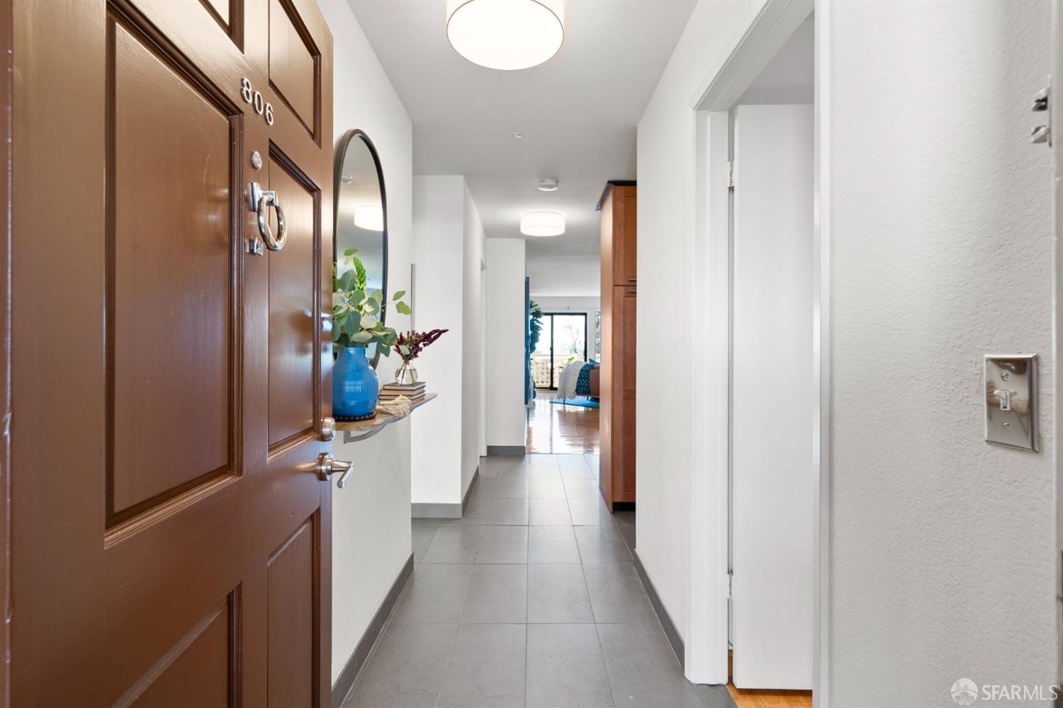 806 Red Leaf Court