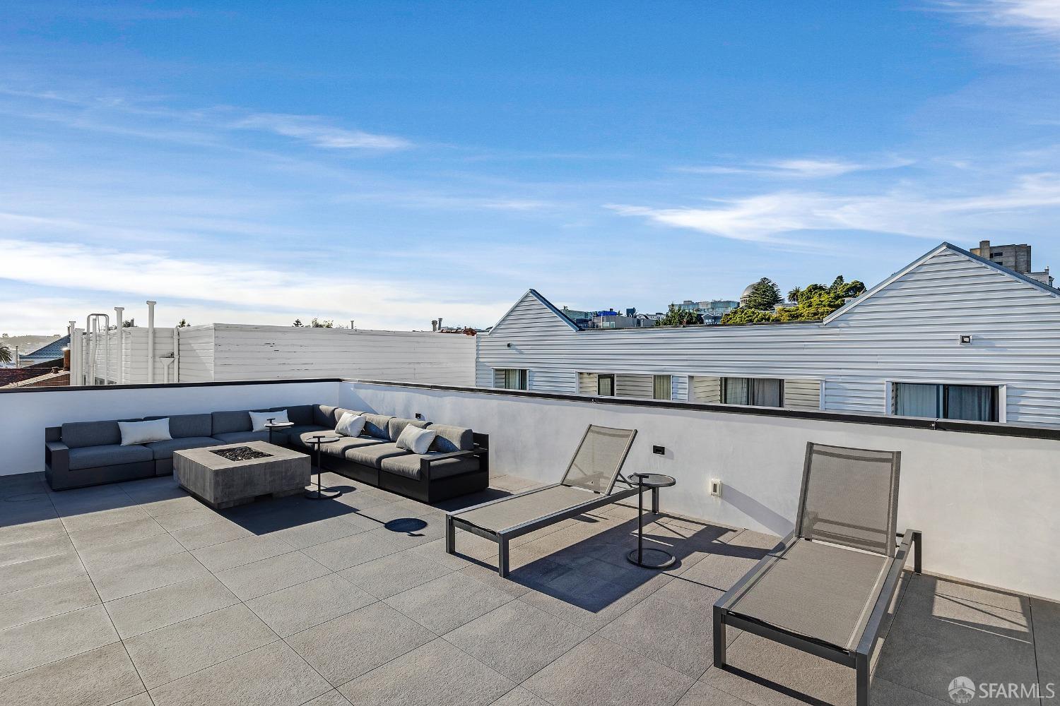 1805 Buchanan Street Unit: 1A