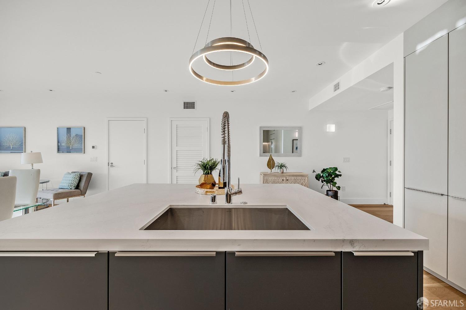 1805 Buchanan Street Unit: 1A