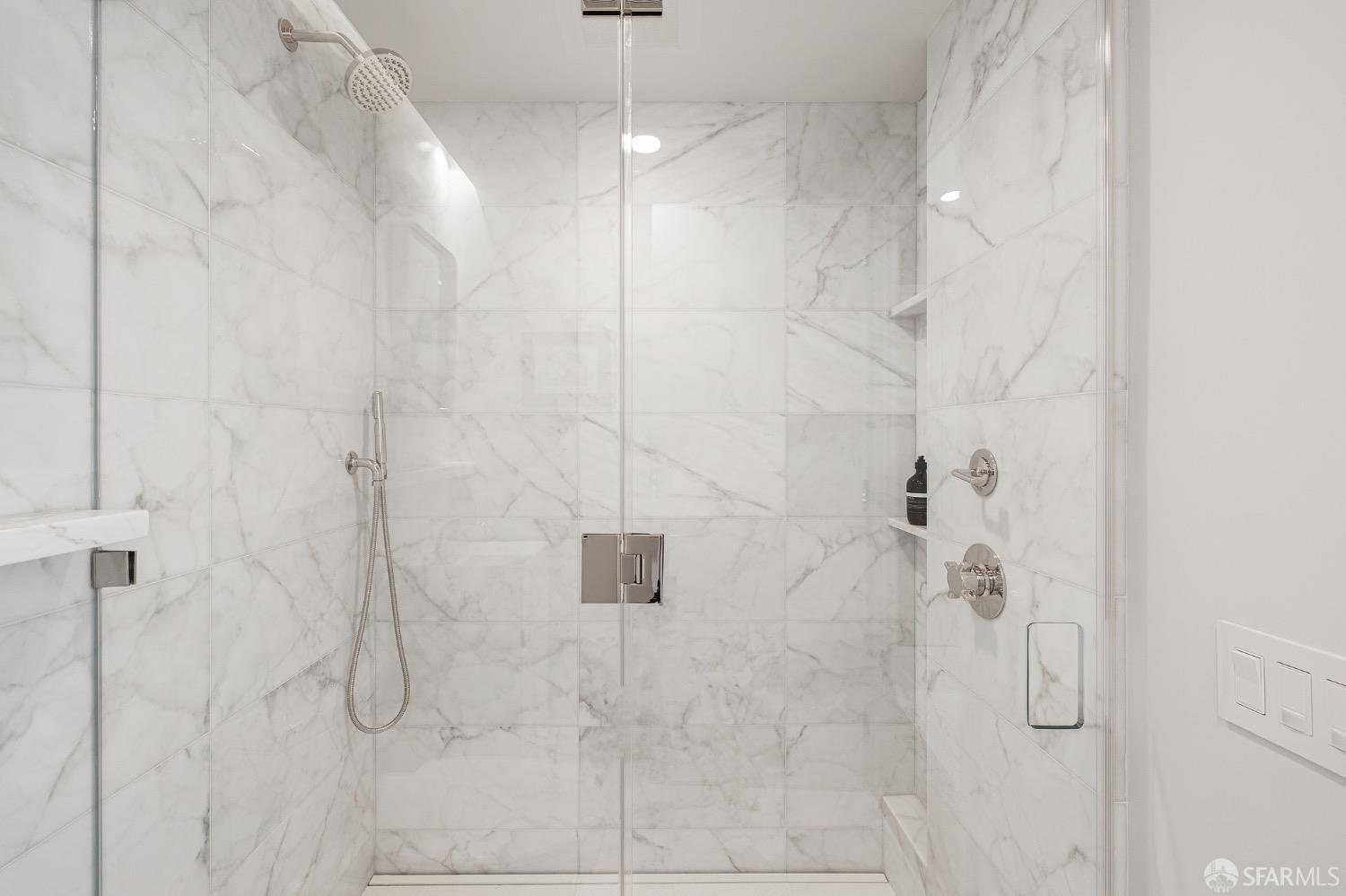 3310 Mission Street Unit: 7
