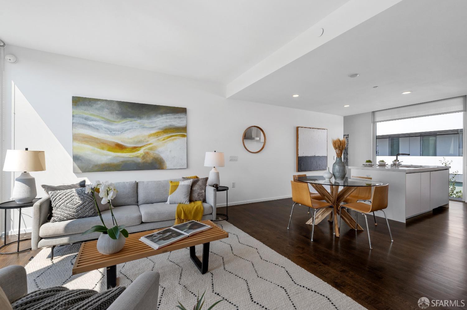 450 Hayes Street Unit: PH8