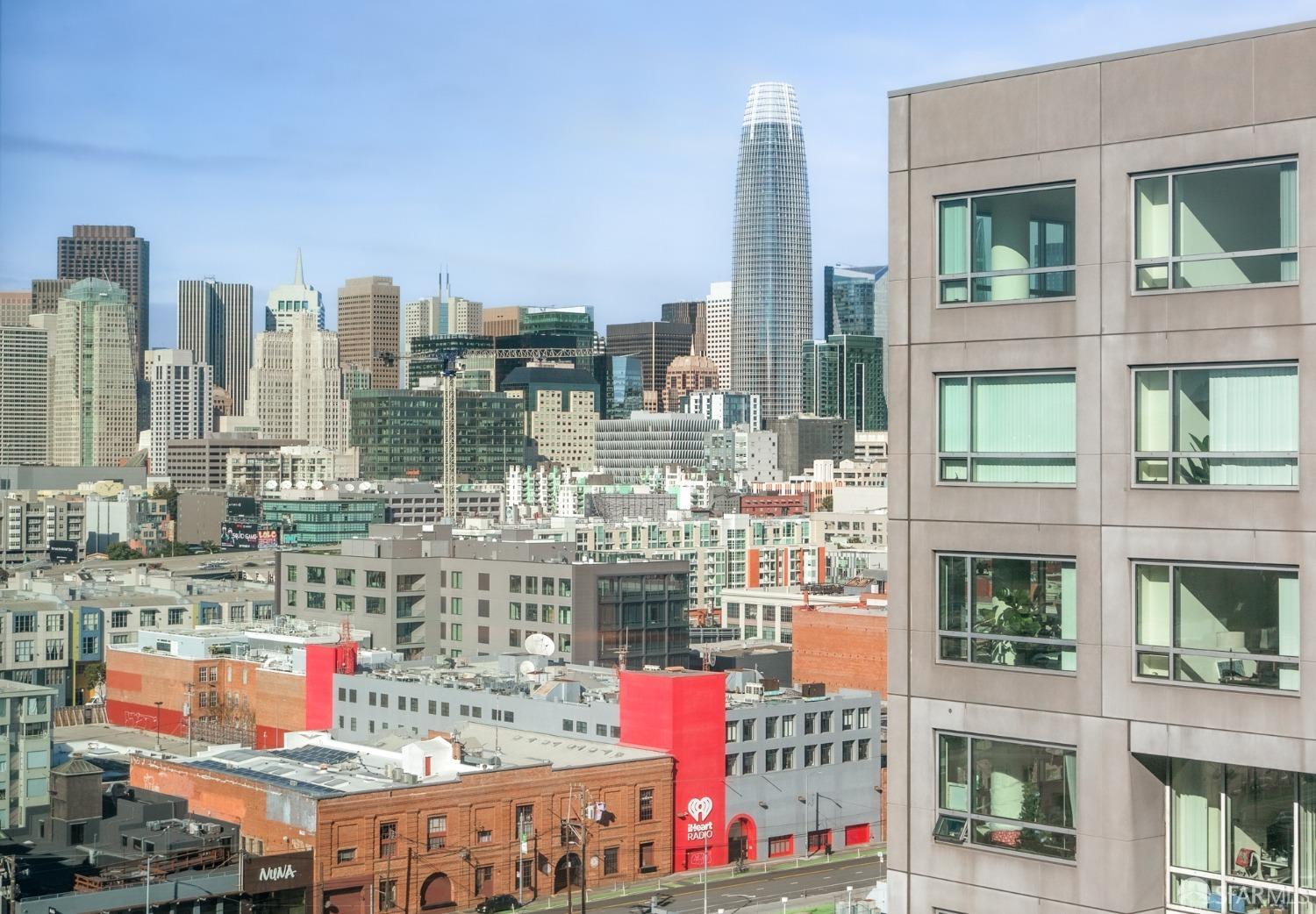 300 Berry Street Unit: 1505