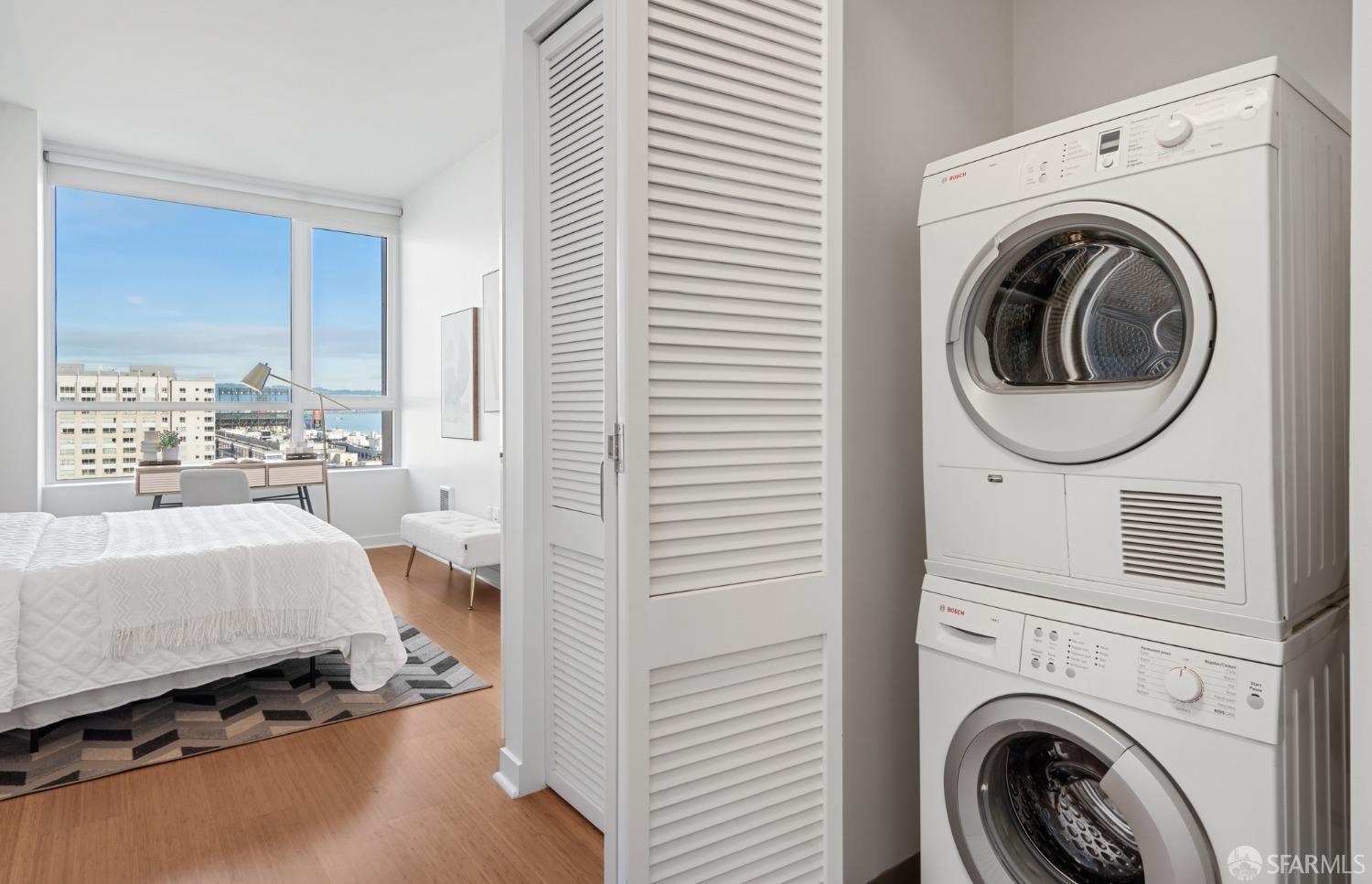 300 Berry Street Unit: 1505