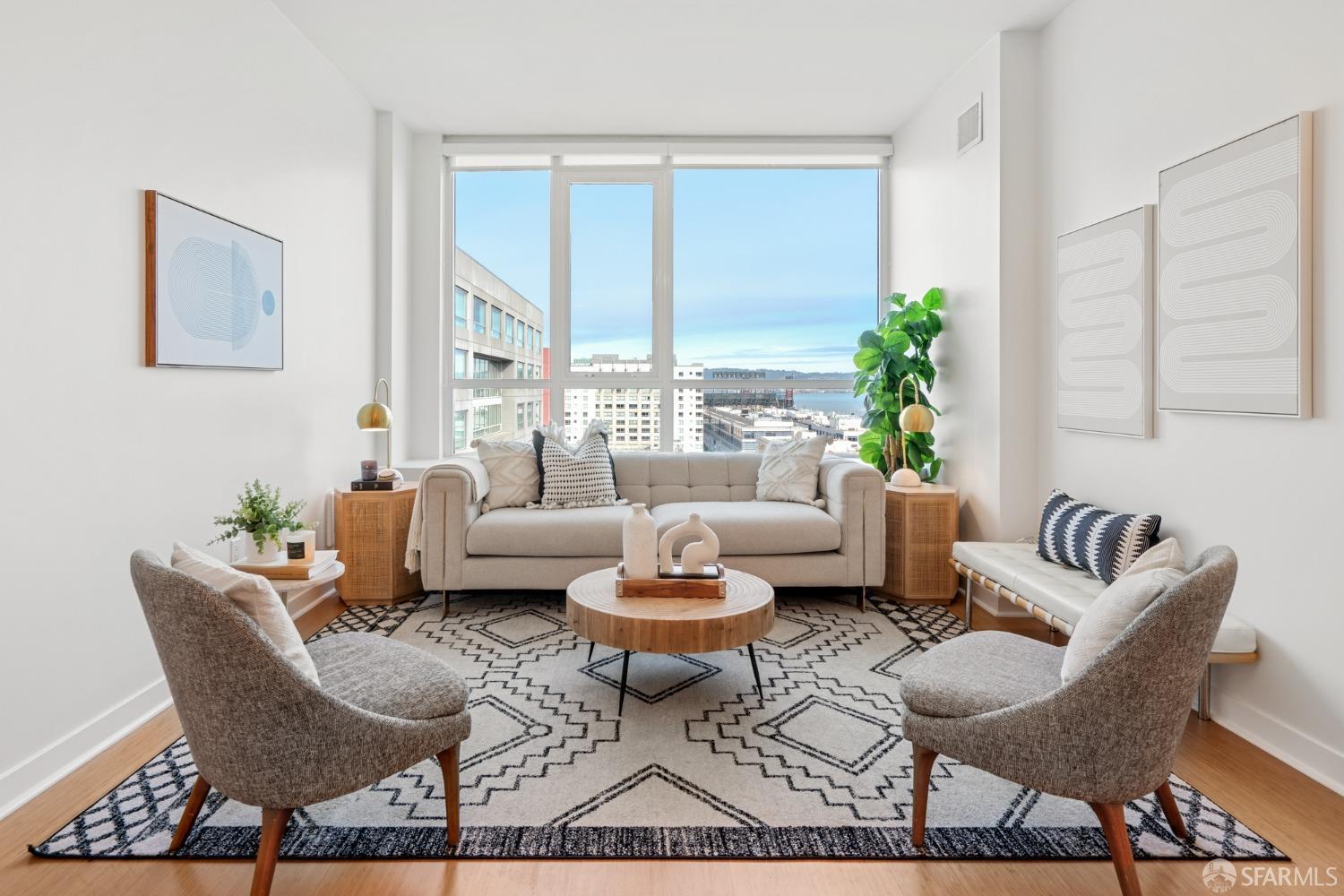 300 Berry Street Unit: 1505