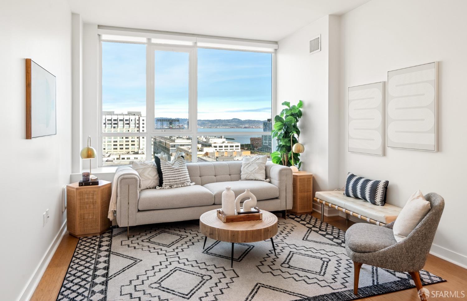 300 Berry Street Unit: 1505