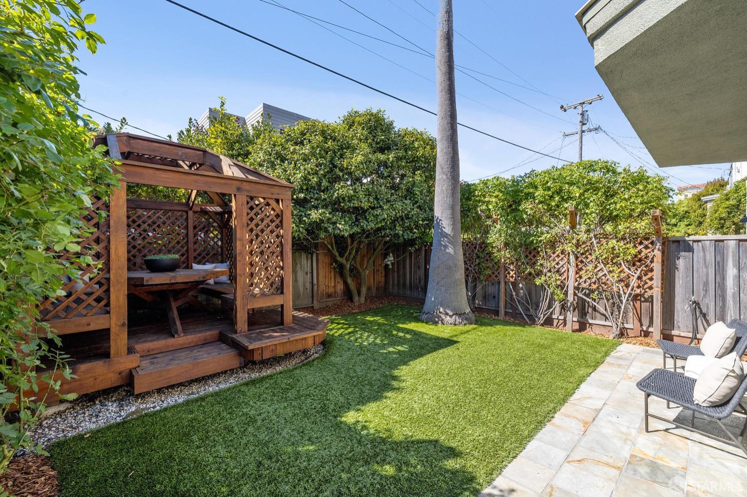 3337 Pierce Street