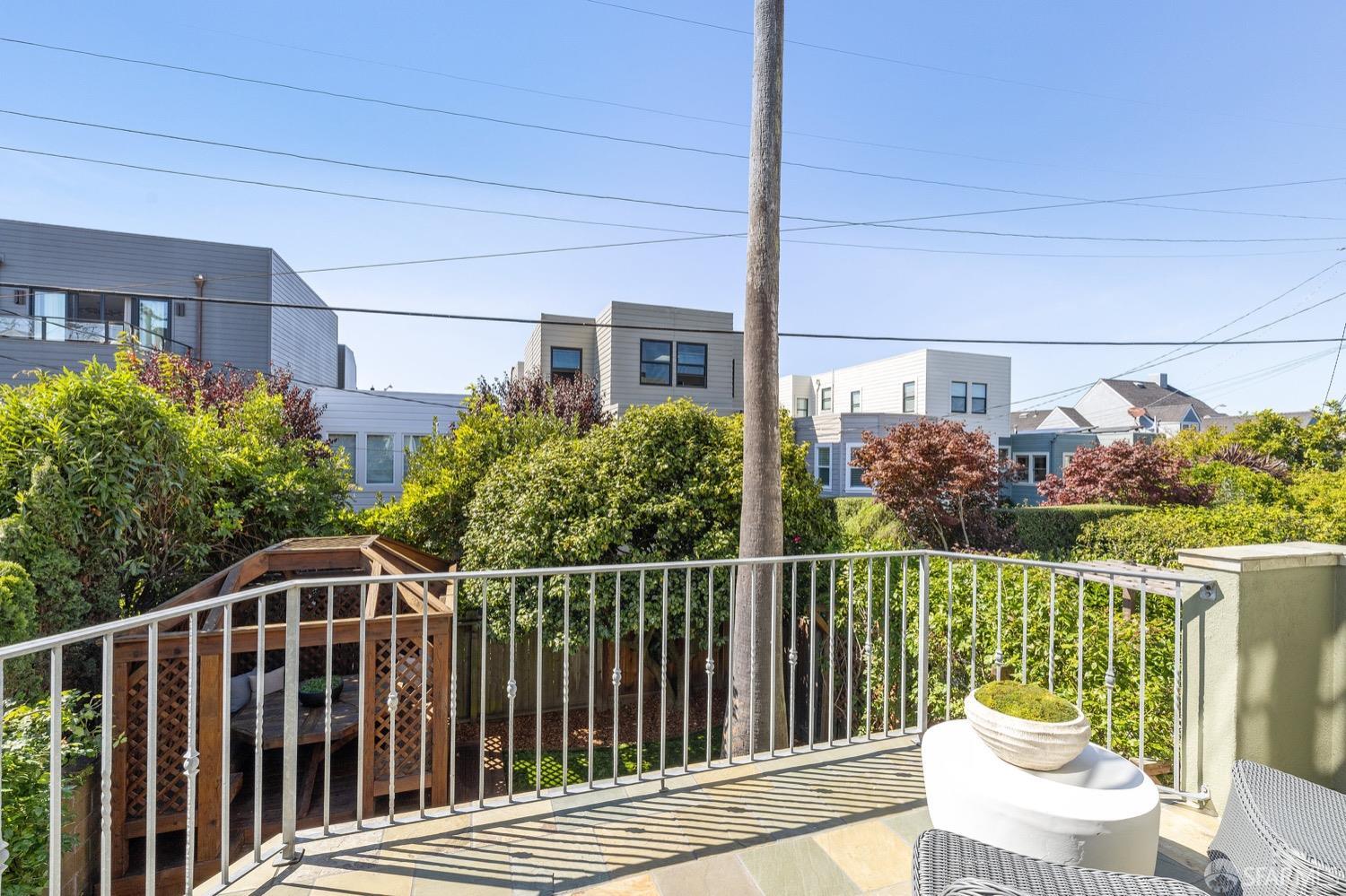 3337 Pierce Street