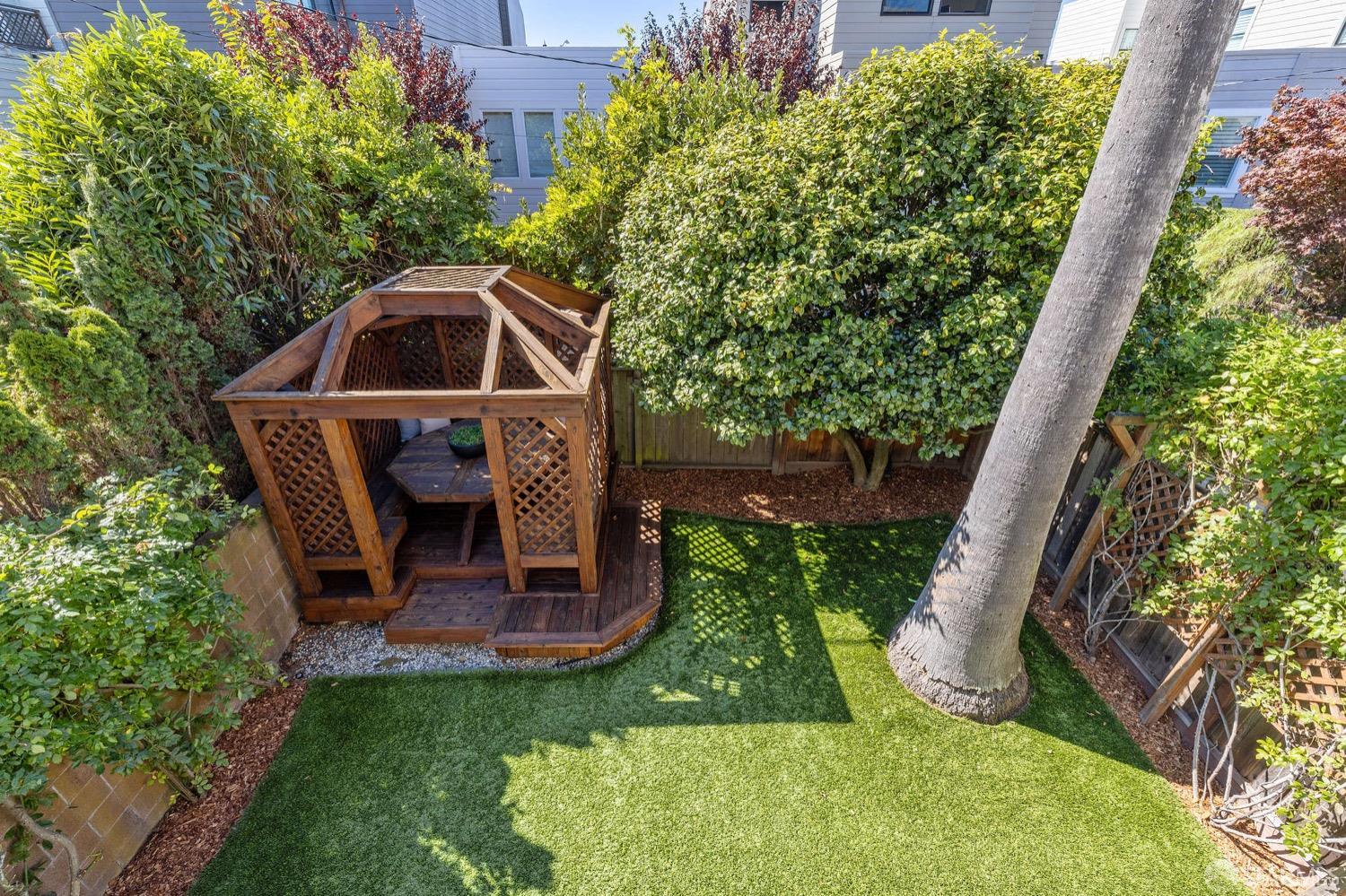 3337 Pierce Street
