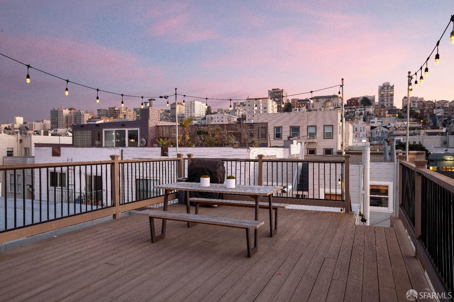 2175 Greenwich Street