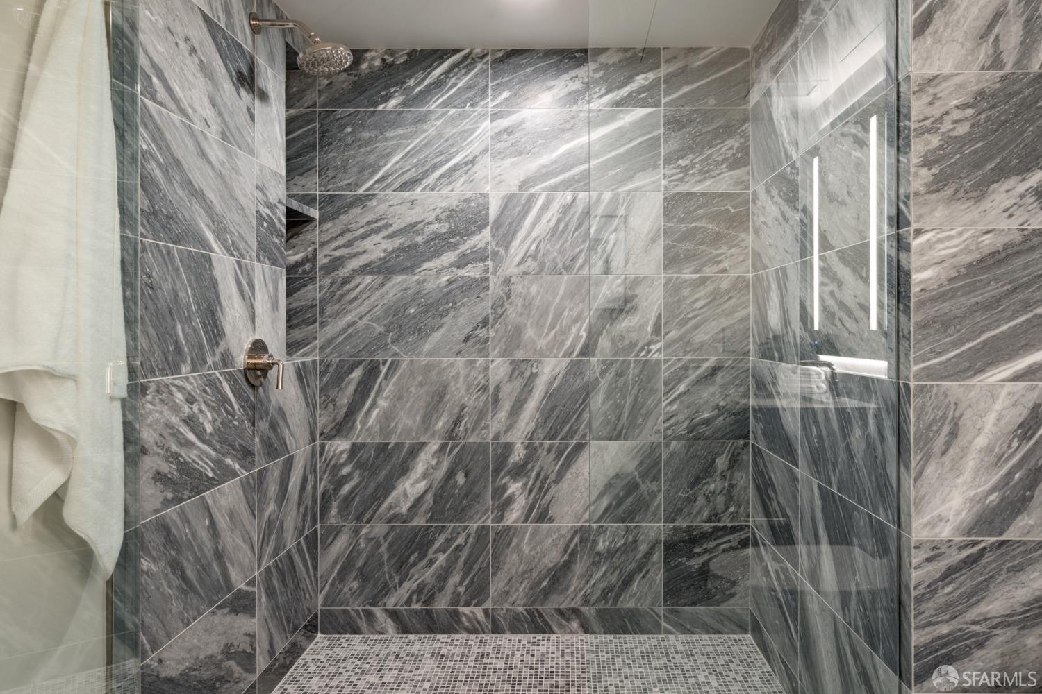2525 Van Ness Avenue Unit: 304