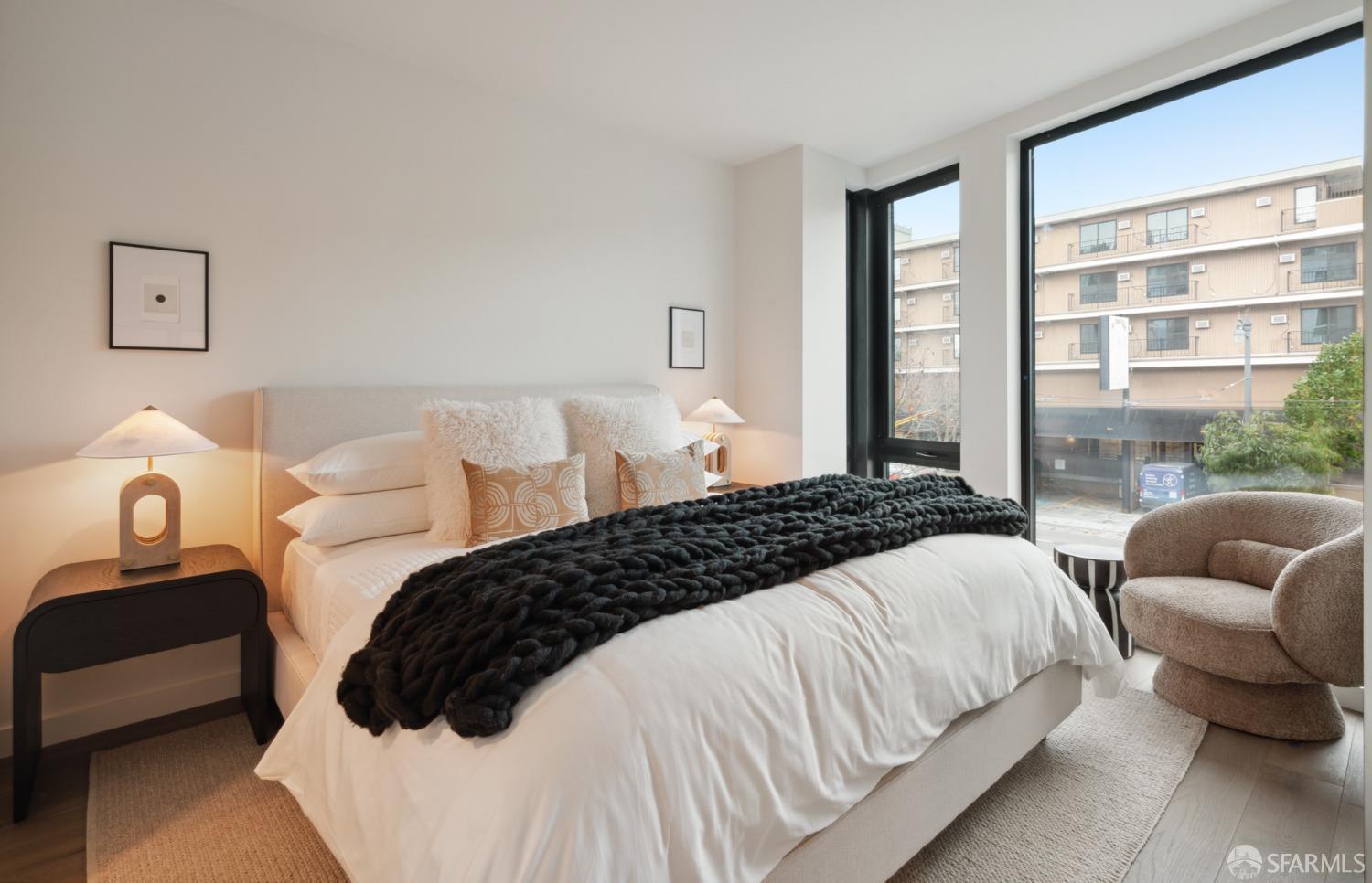 2525 Van Ness Avenue Unit: 304