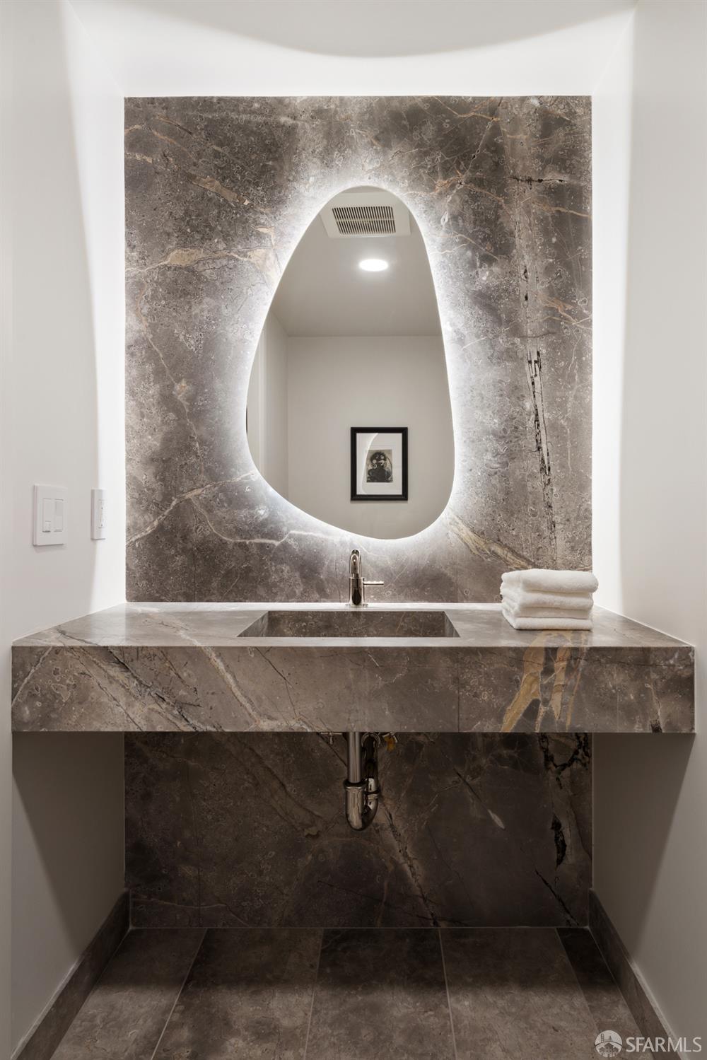 2525 Van Ness Avenue Unit: 304