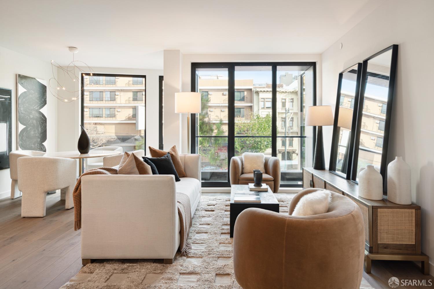 2525 Van Ness Avenue Unit: 304