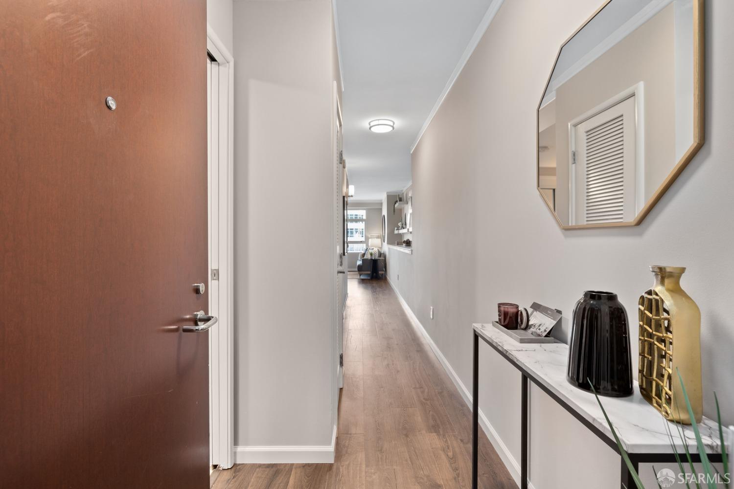 403 Main Street # 505N