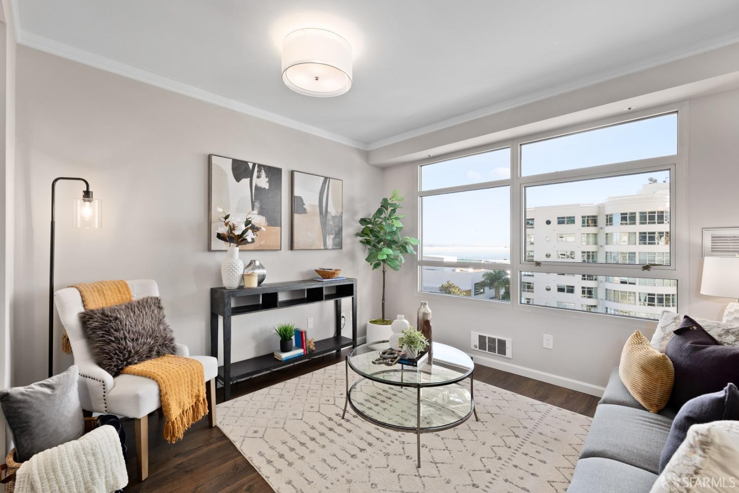 403 Main Street # 505N