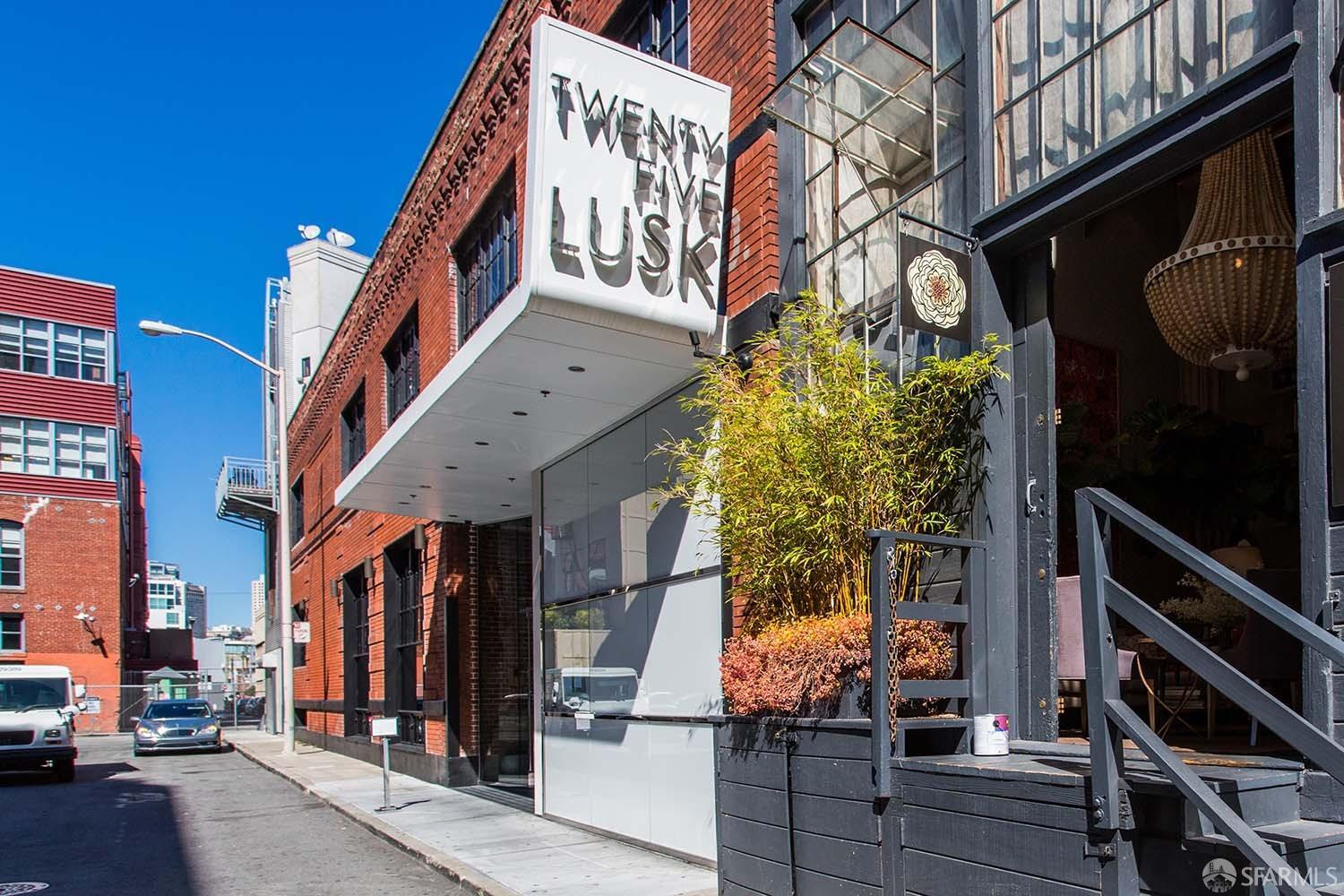403 Main Street # 505N