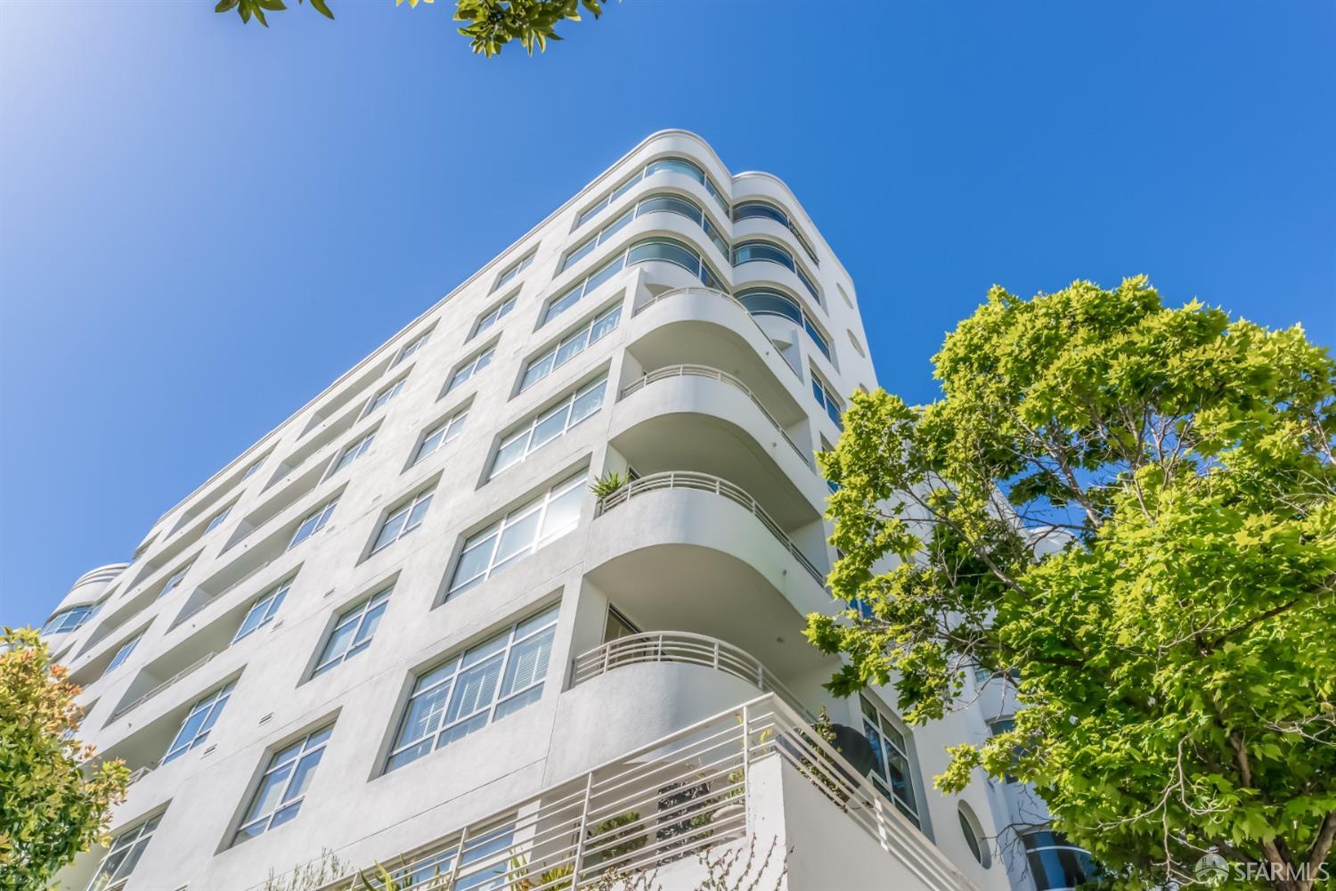 403 Main Street # 505N