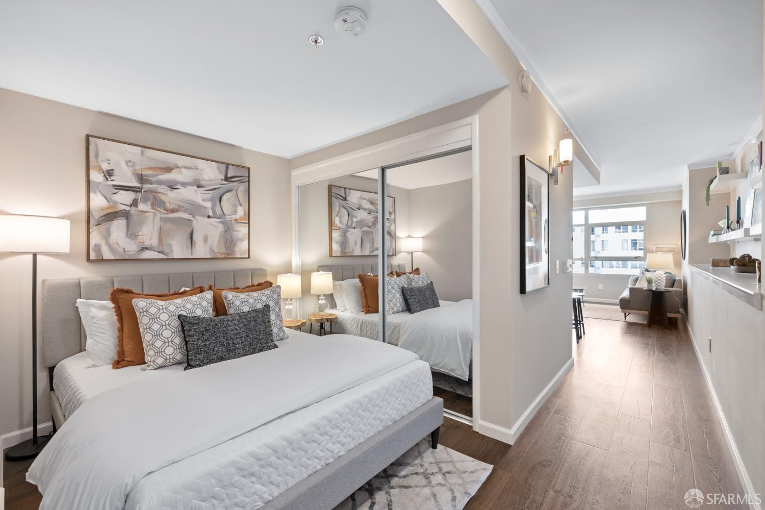 403 Main Street # 505N