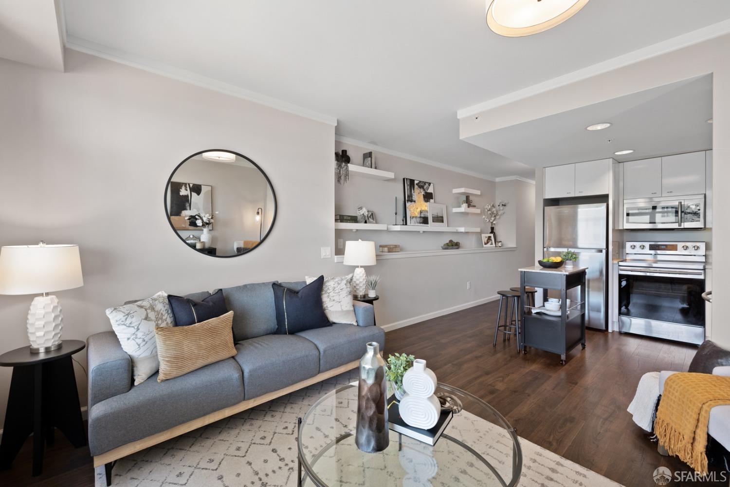 403 Main Street # 505N
