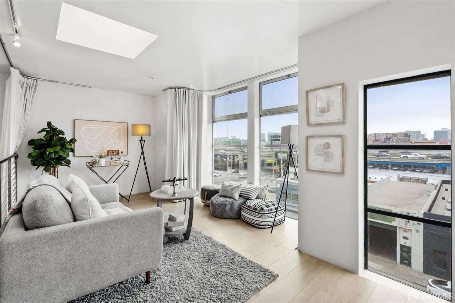 920 Harrison Street Unit: 15