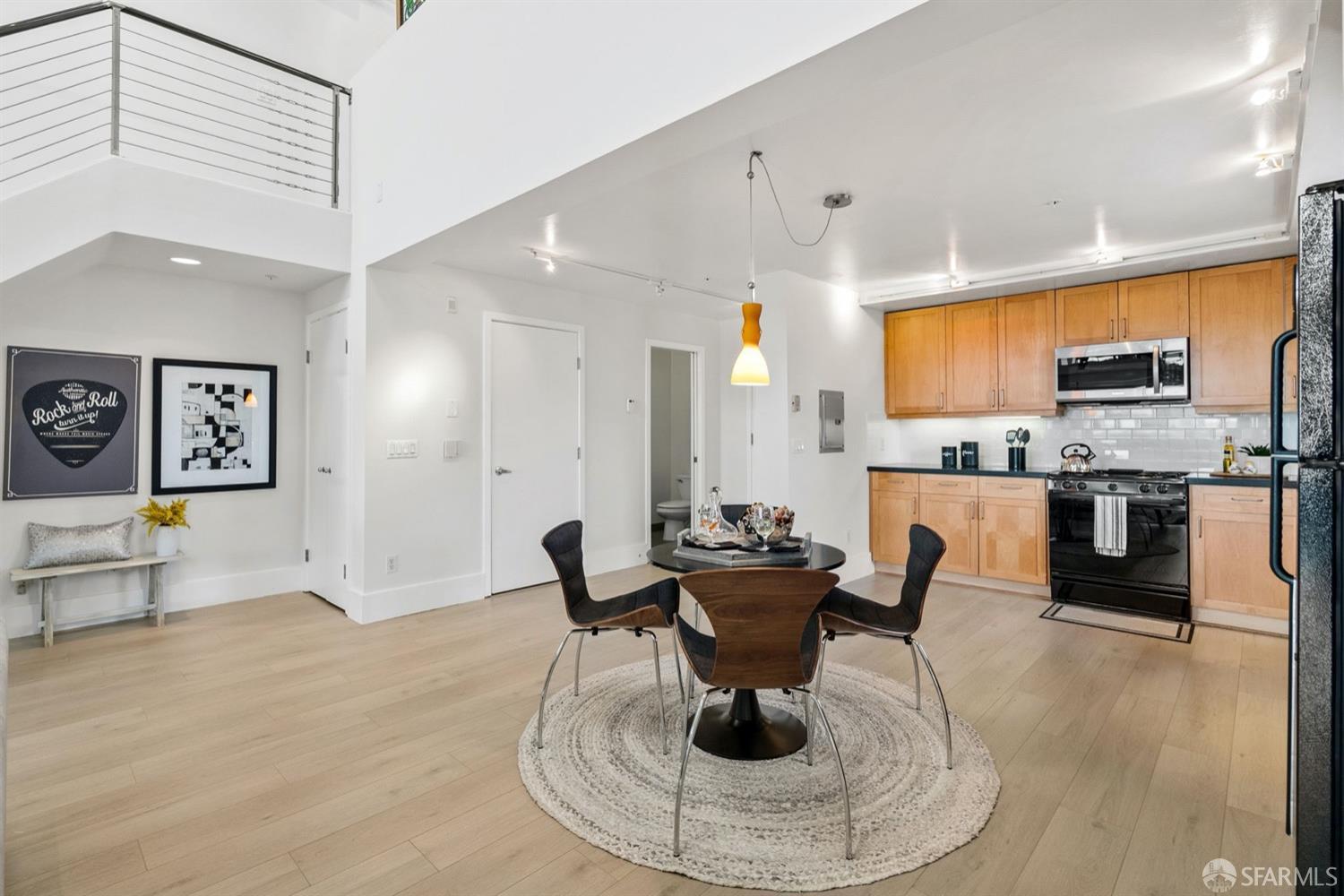 920 Harrison Street Unit: 15