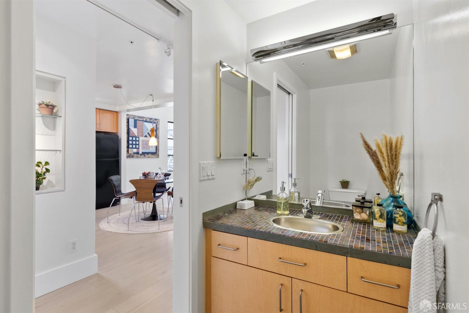 920 Harrison Street Unit: 15