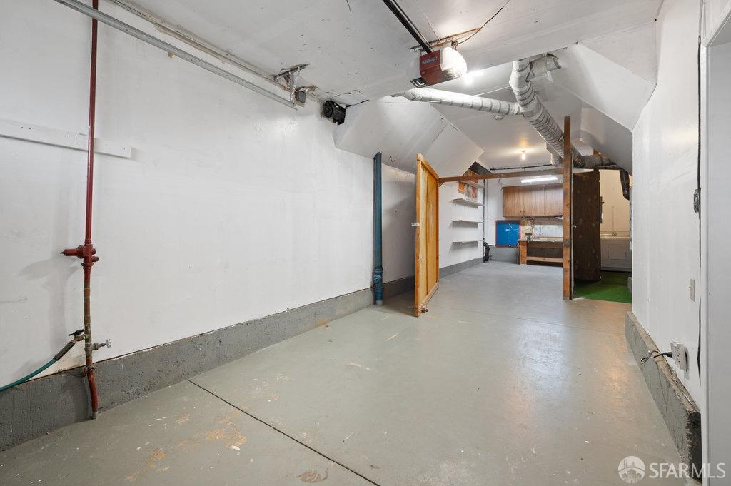 30 Topaz Way