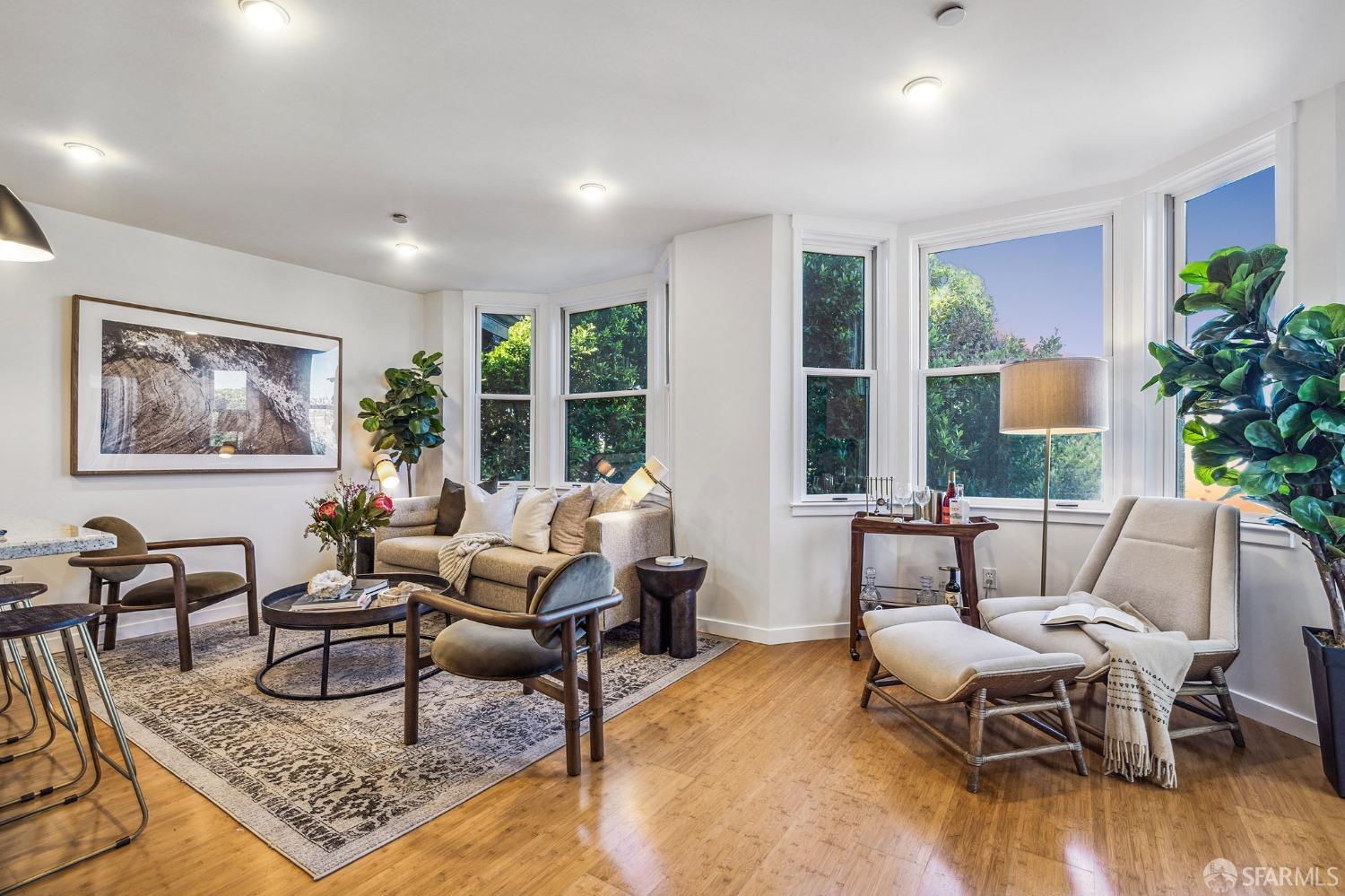 2889 24th Street Unit: 7