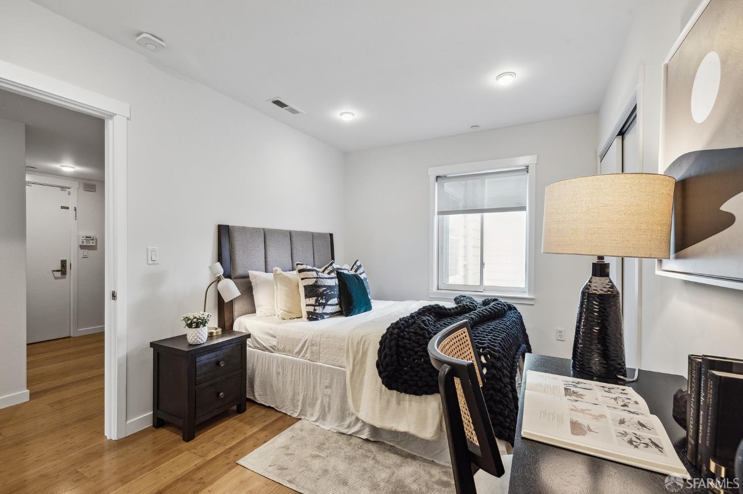 2889 24th Street Unit: 7