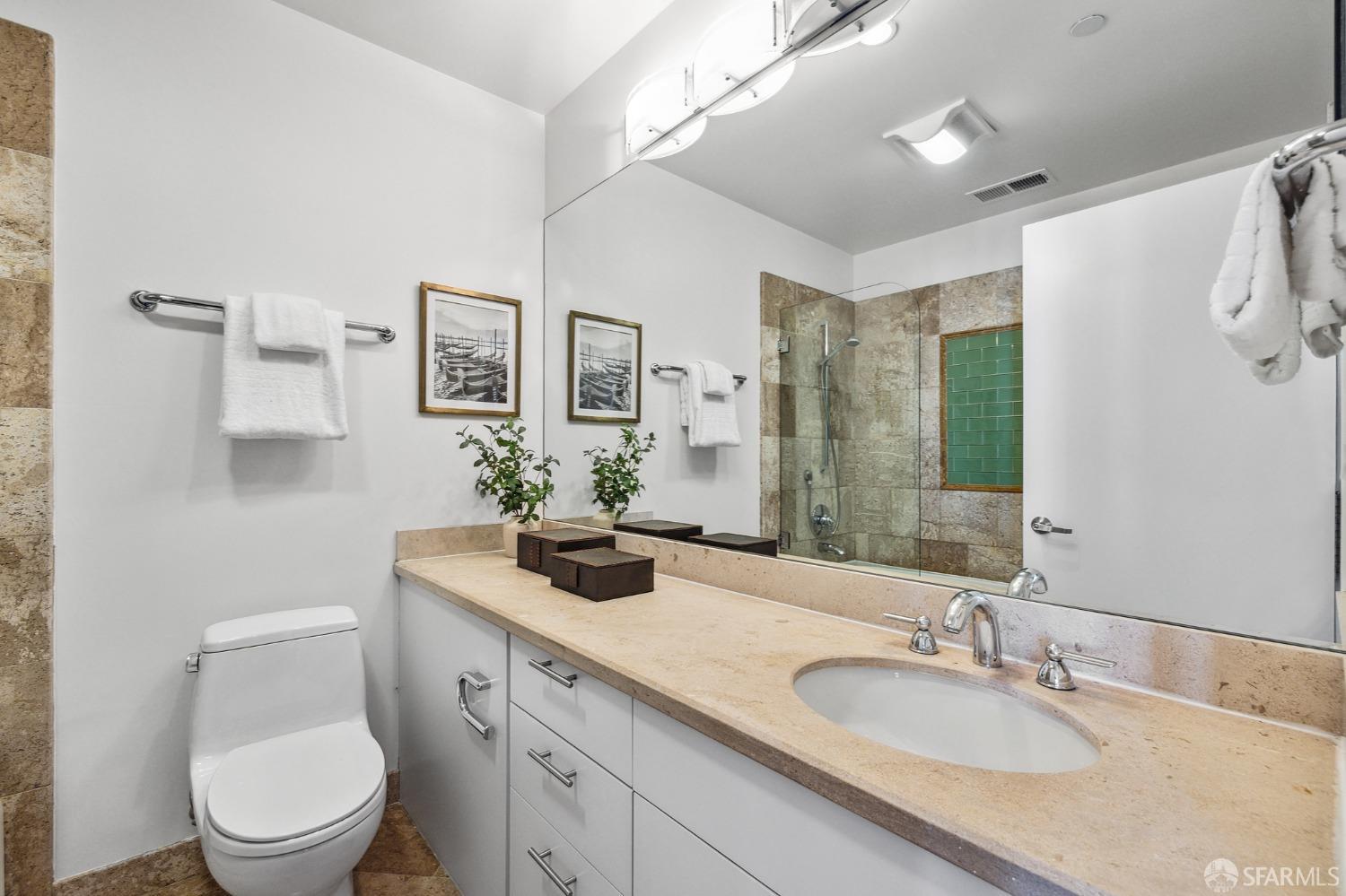2889 24th Street Unit: 7