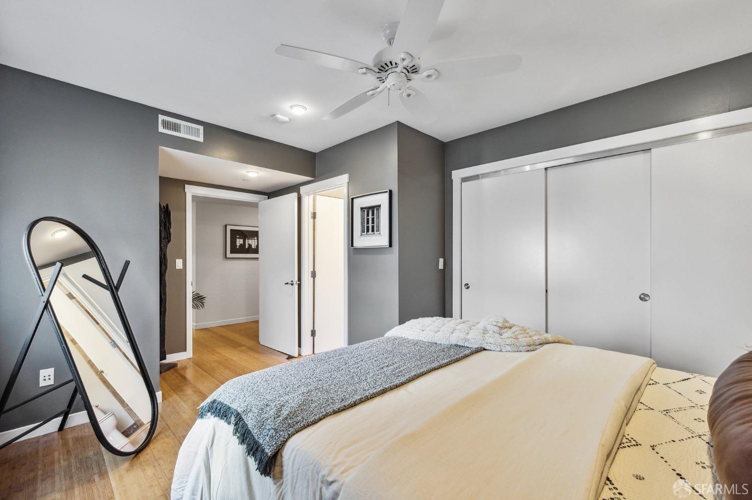 2889 24th Street Unit: 7