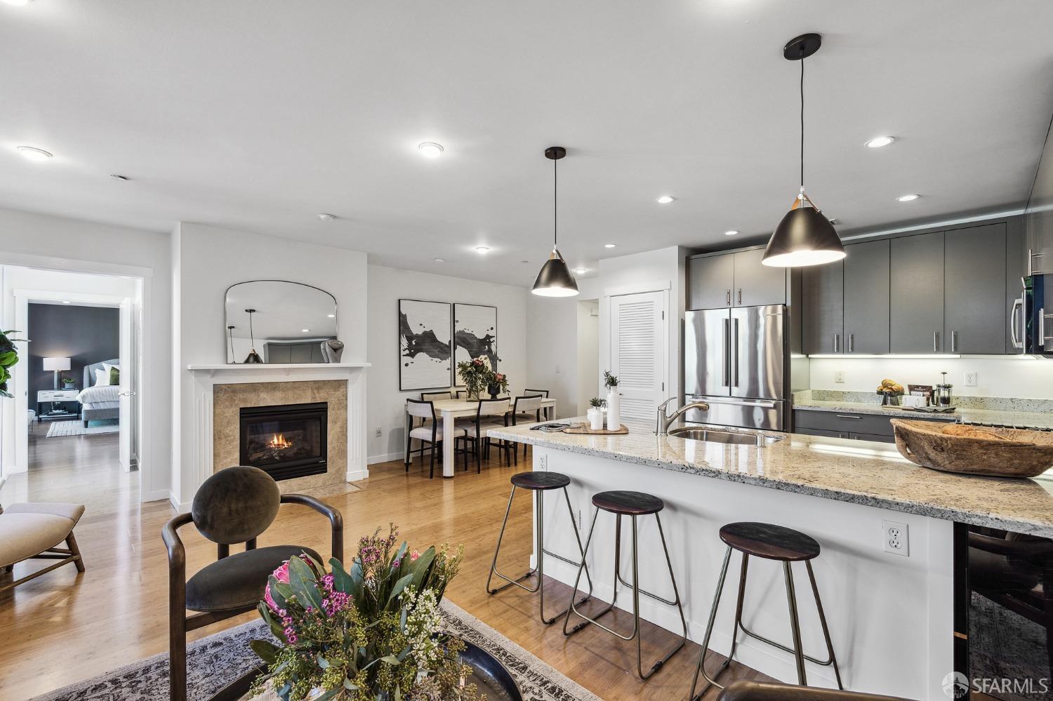 2889 24th Street Unit: 7