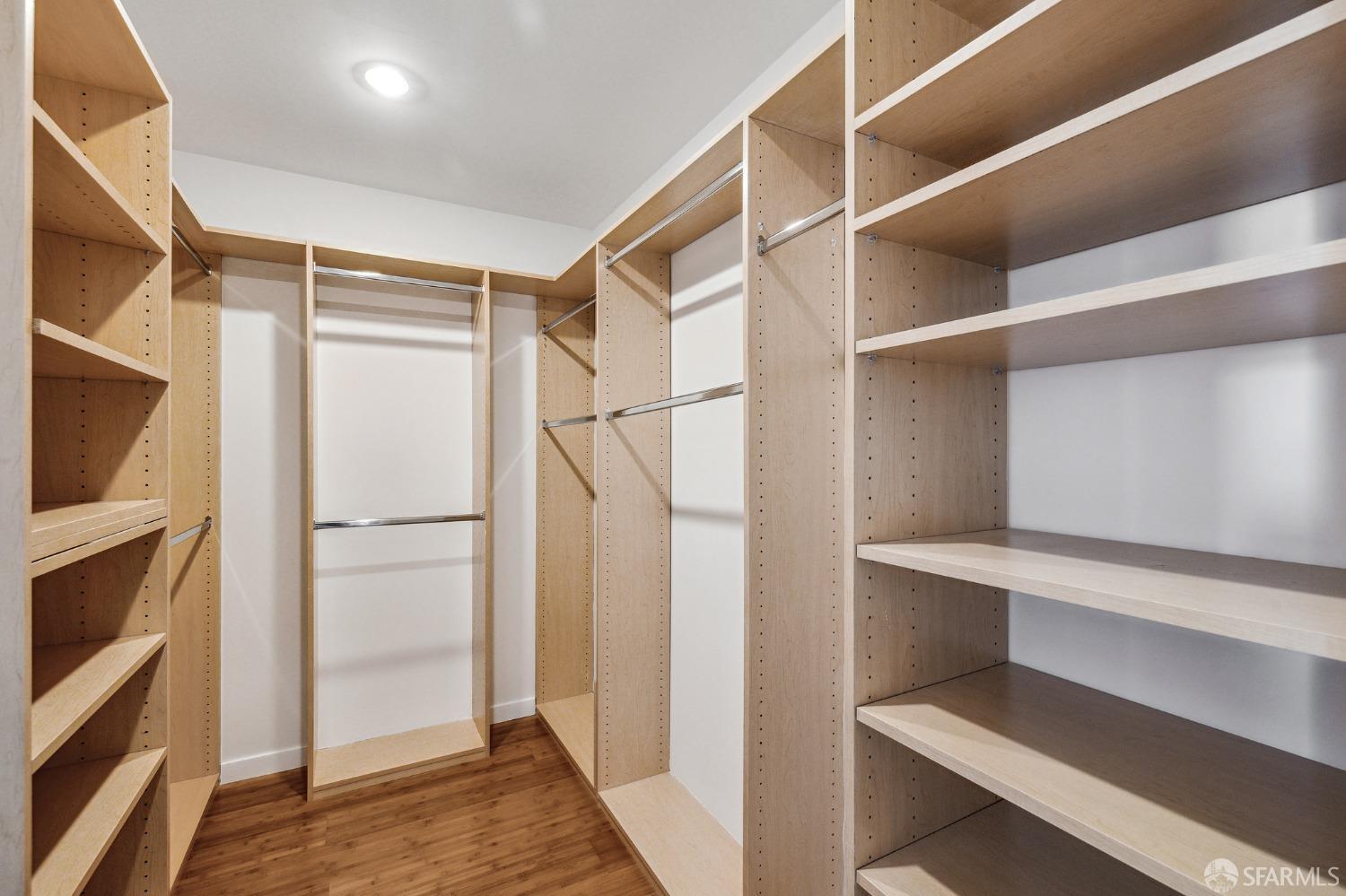 2889 24th Street Unit: 7