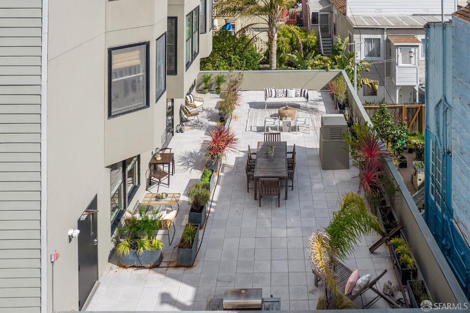 2889 24th Street Unit: 7
