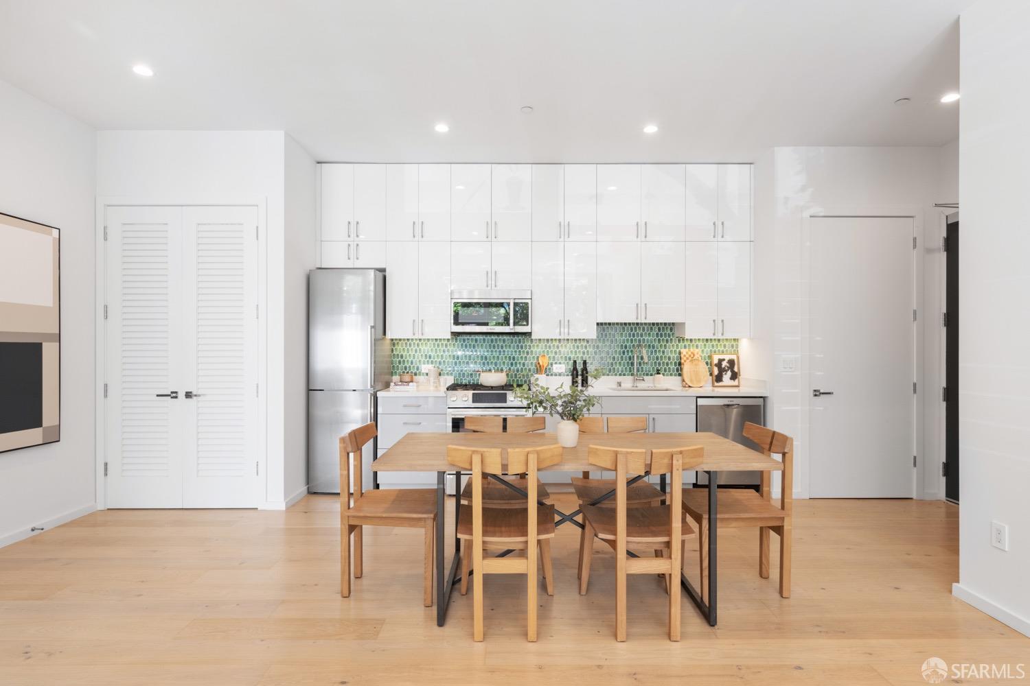140 Pennsylvania Avenue Unit: 101