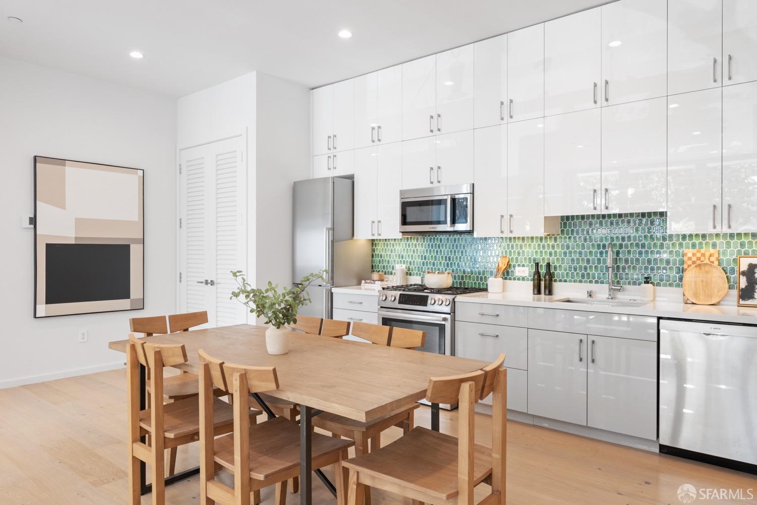 140 Pennsylvania Avenue Unit: 101