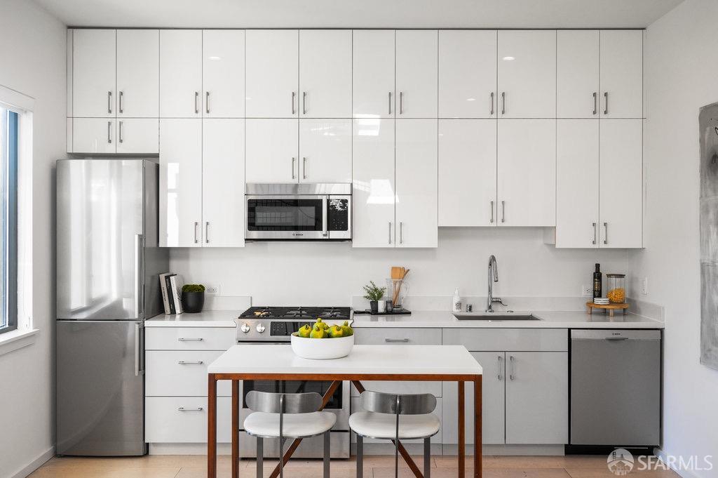 140 Pennsylvania Avenue Unit: 302
