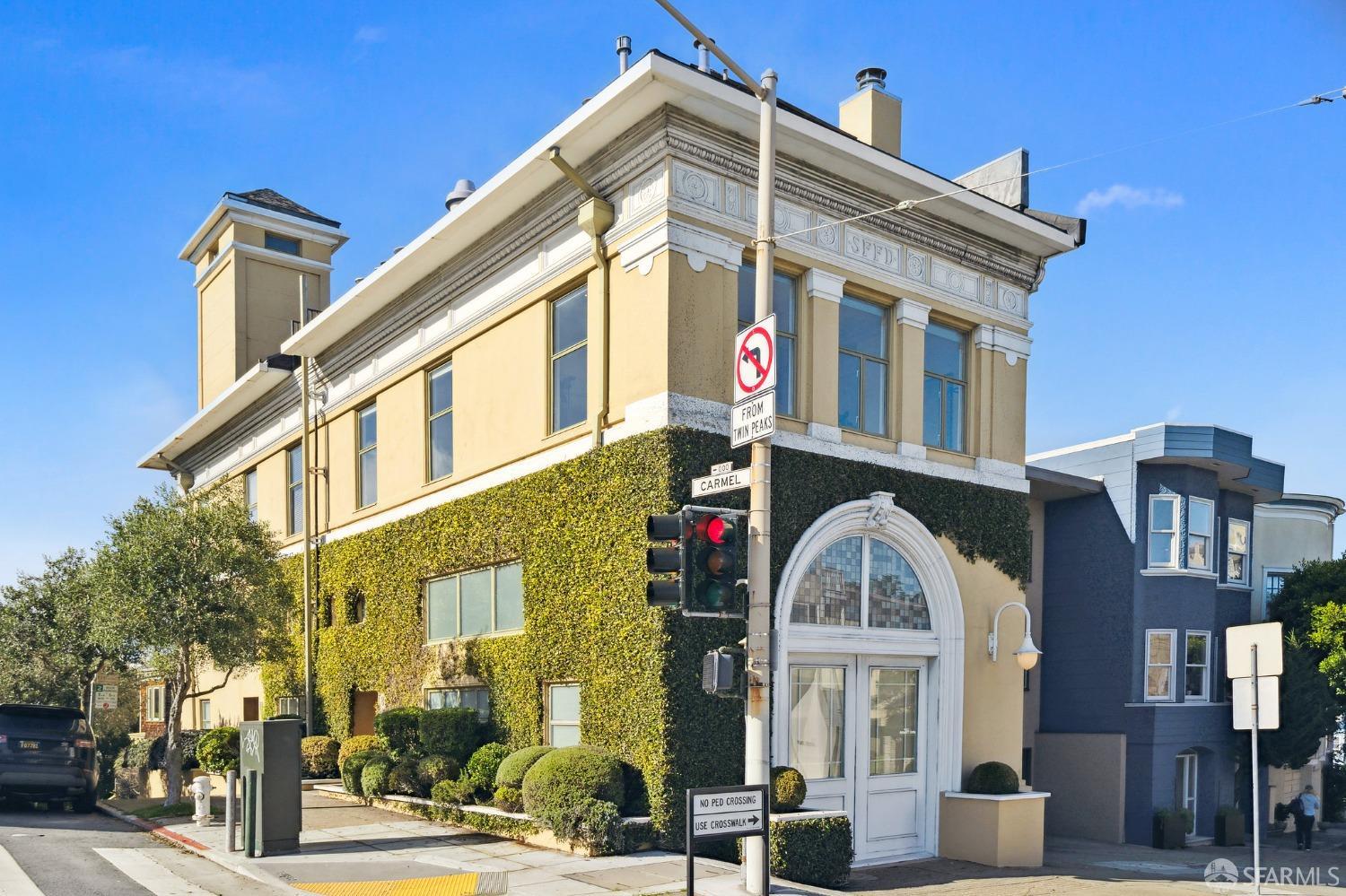 8 Carmel Street
