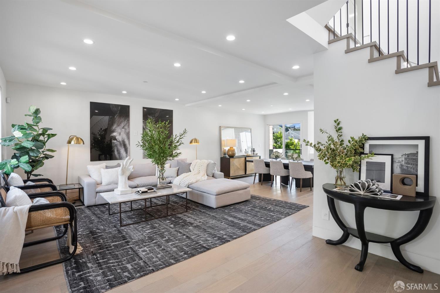 21 Brompton Avenue