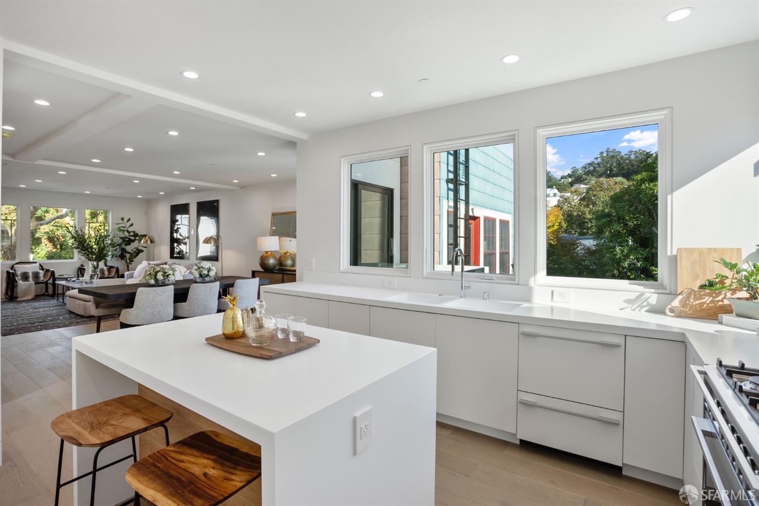 21 Brompton Avenue