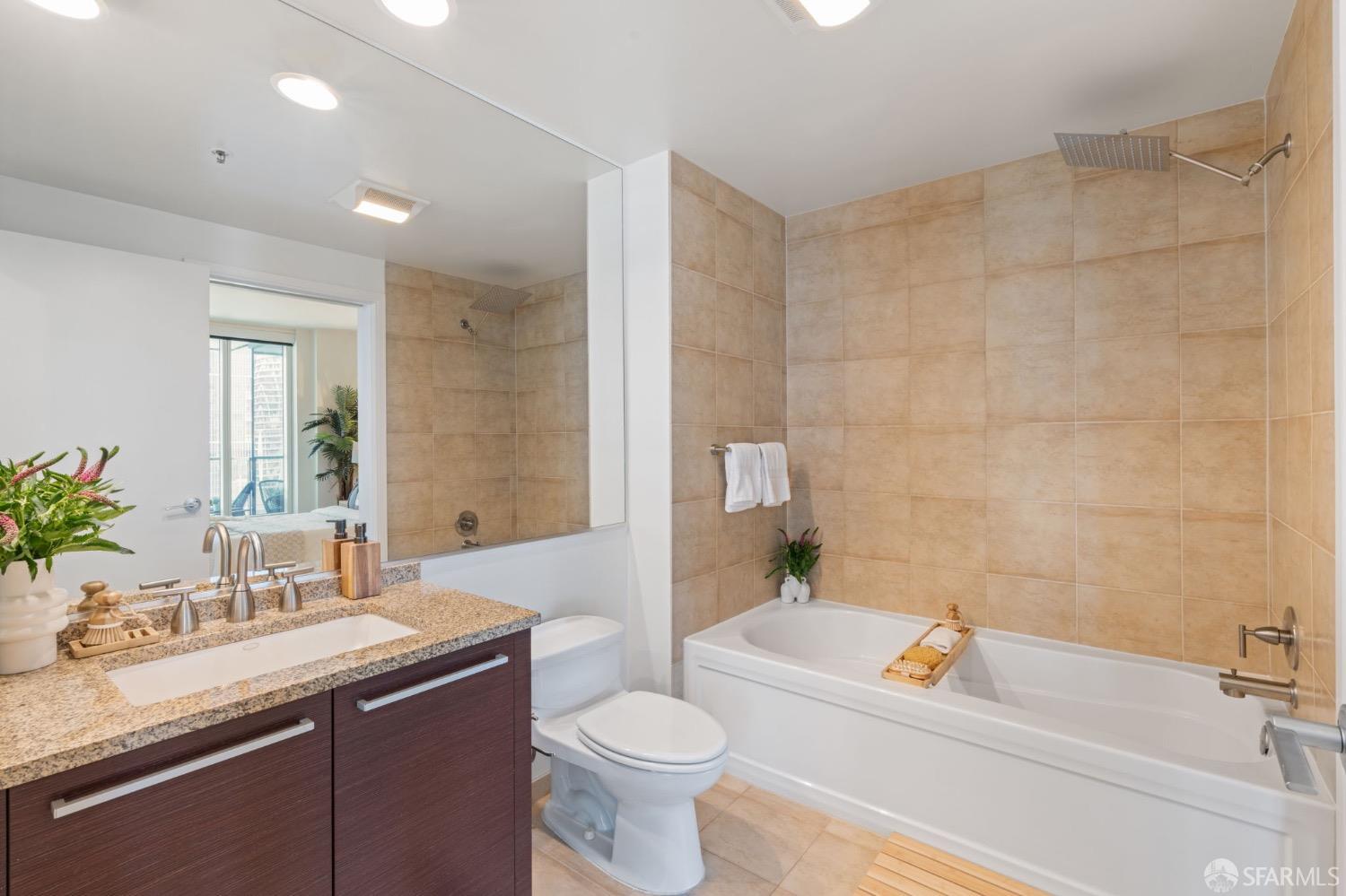 425 1st Street # 1407