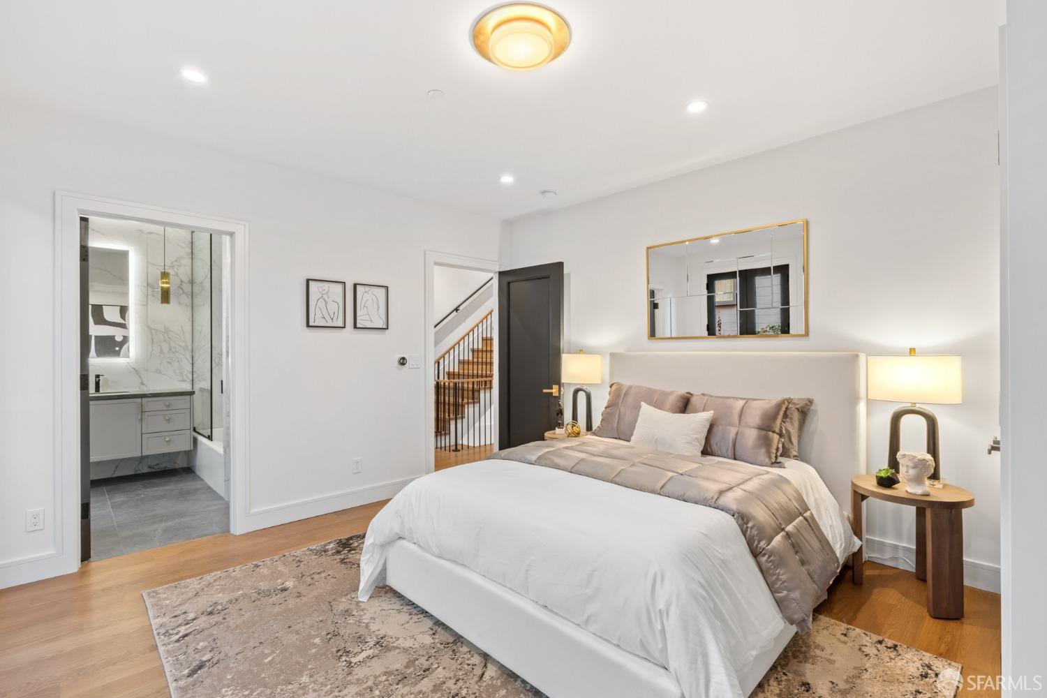 31 Aladdin Terrace