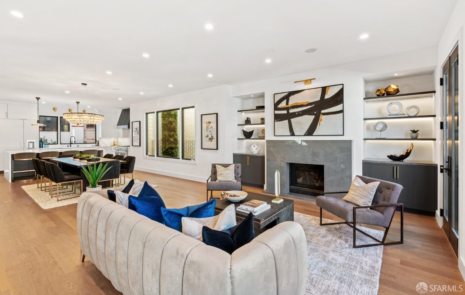 31 Aladdin Terrace